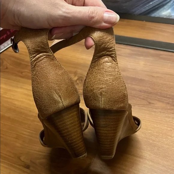 Jeffrey Campbell Brown Heeled Sandals - Picture 6 of 7